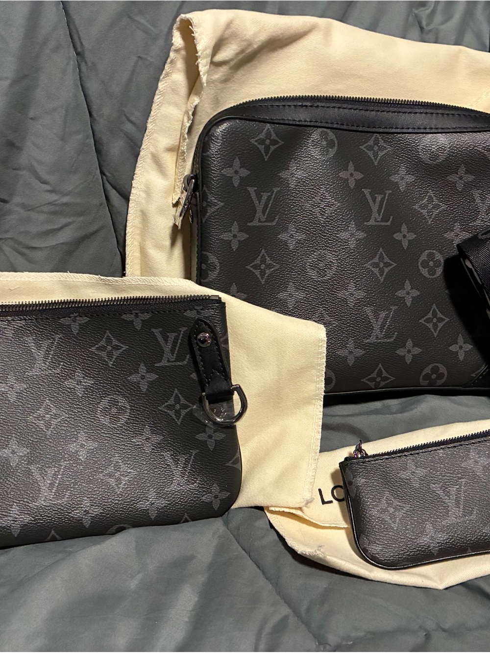 Louis Vuitton Monogram Eclipse Gray-Black Men’s Messenger & Pouch Set